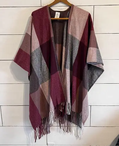 Woolrich Buffalo Check Luxe Cozy Blanket Shawl Wrap. One Size. EUC