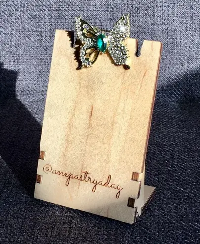 Butterfly Emerald + Rhinestone Fashion Brooch, Pin, Festive, Sparkly Green