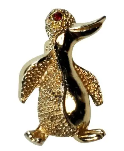 Vintage Gold Tone Penguin Red Rhinestone Eye Scatter Brooch Pin 1.25" Small