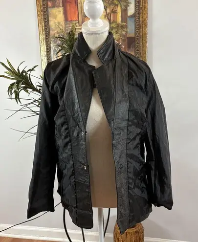MetroStyle Black 100% Leather Blazer Jacket Women's Size 6 Long Sleeve 2 Buttons - Image 9