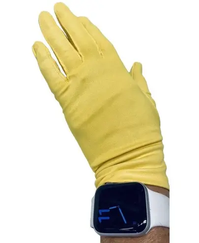 Vintage VAN RAALTE Canary Yellow women's gloves Wrist Length O/S 1960s