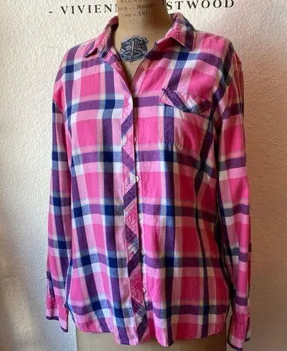 Eddie Bauer  XL pink plaid flannel long sleeve button down shirt