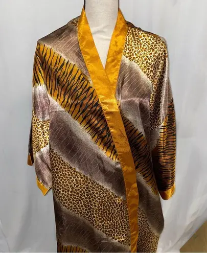 Vintage silky leopard robe pockets cozy sexy cougar mob wife golden old money Gold Size 2X