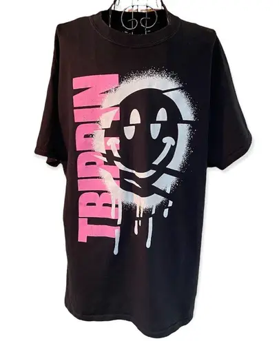 Trippin Trippy All Day Smiley Face T