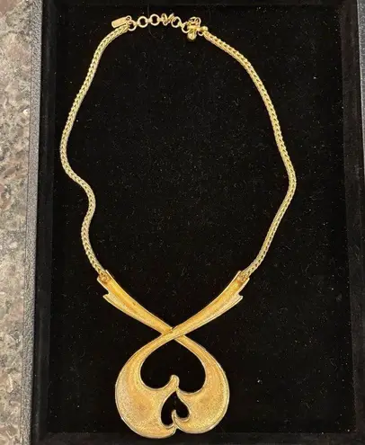 Monet Runway Vintage High Gleam Modernist Gold Pendant Necklace