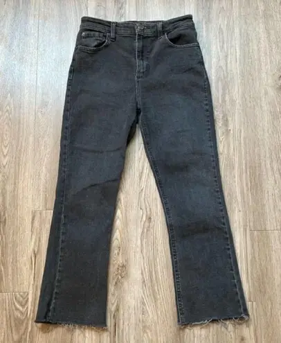 BDG  HR Crop Kick Jeans Size 27