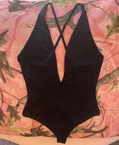 oh polly black v neck cut out bodysuit