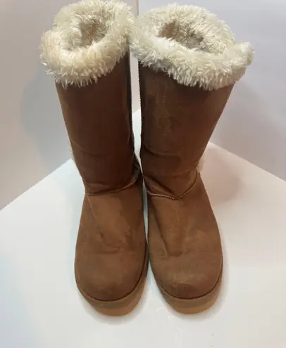 Falls Creek Faux Fur Lined Chelsea Boots Size 9