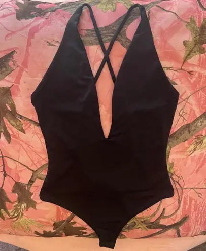 oh polly black v neck cut out bodysuit