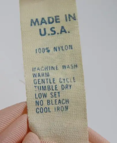 1970s Hersoil Kickernick Pink Vintage Nightgown Medium Coquette