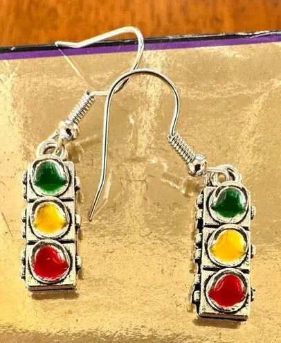 Traffic Light Earrings Signal New Dangle Hooks Stop Wait Go Crossing Gua… Silver