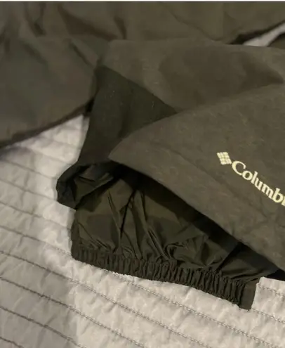 Columbia Bugaboo Omni Tech black snow pants