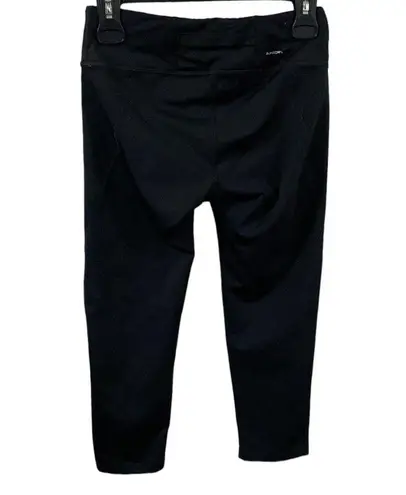 Saucony black Scooter athletic Capri run dry leggings size S