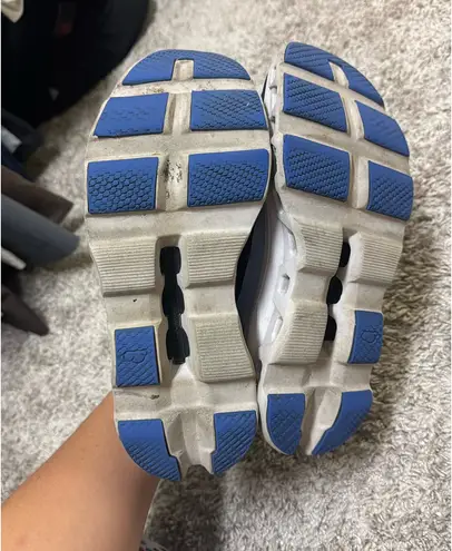 on cloud  Monster - Image 3