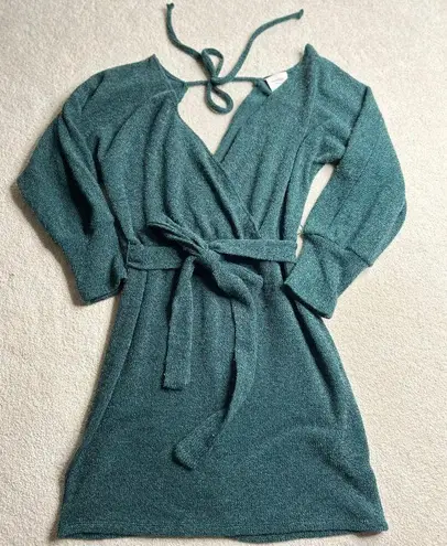 Harper Heritage Harper | Francesca’s: Green Knit Wrap Dress