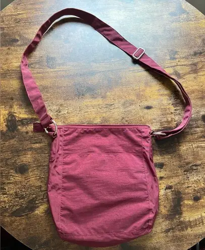 PEAK gear | ladies Return to Me crossbody handbag.