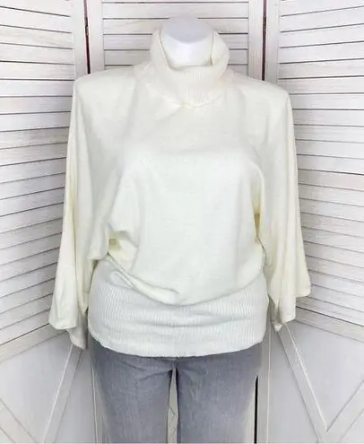 BCBGMAXAZRIA  Kimono Sleeve Cowl Neck Sweater Cream XL