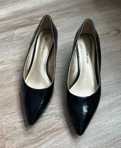 Bandolino  Black Small Heel Pointed Toe Flats 