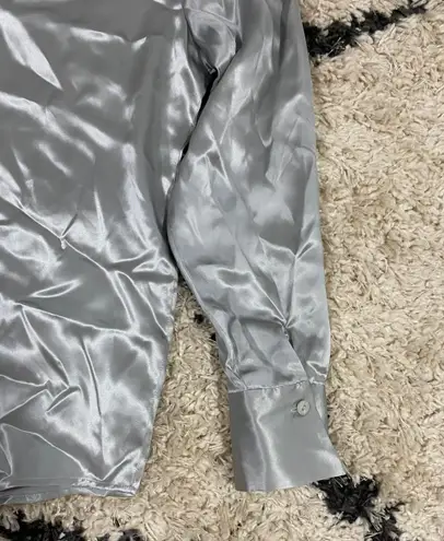 Cynthia Taylor Silver Silk Long Sleeve Button Down Shirt