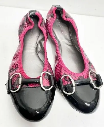 Tahari  Gustave Flats Womens Snakeskin Print Pink/Black Size 6.5