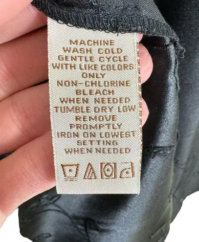 c.l.o.t.h.e.s Black Collared Long Sleeve Floral Beaded Sequin Button Up Size L Size L