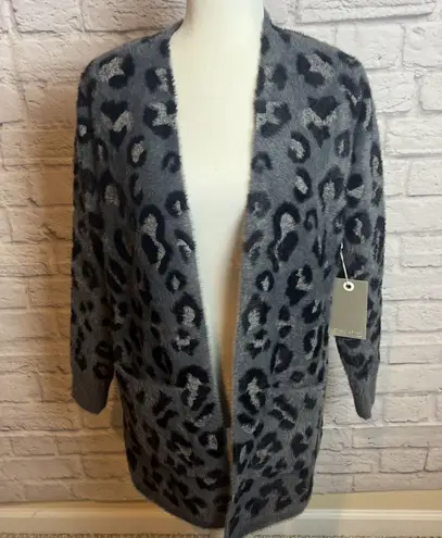 Evolution By Cyrus Women’s NWT Cozy Cheetah Print Cardigan Size Small