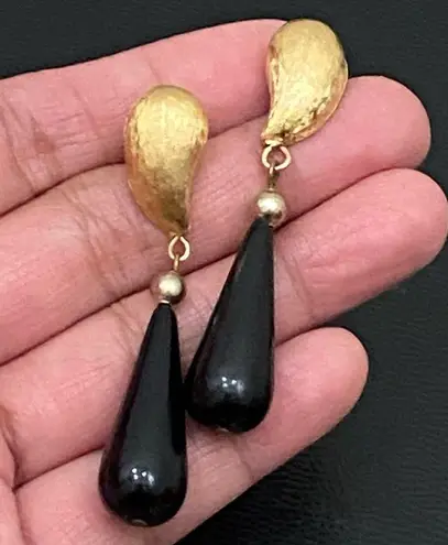 Givenchy Vintage Signed Brushed Gold-tone Black Teardrop Dangle Earrings 10.6g