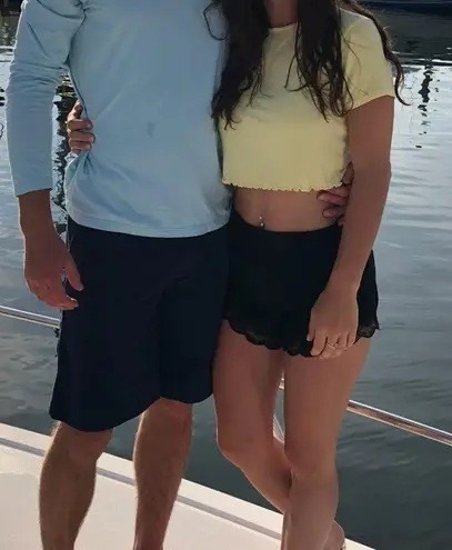 Forever 21 Black flowy shorts