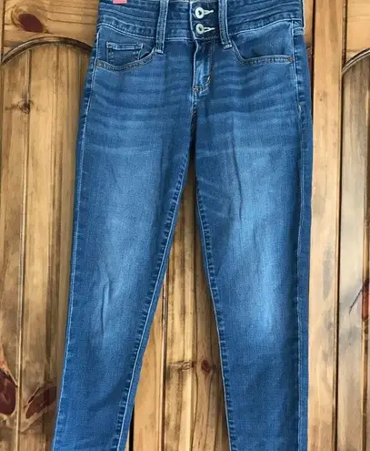 Arizona Jeans Arizona juniors cropped skinny Jeans size 3.