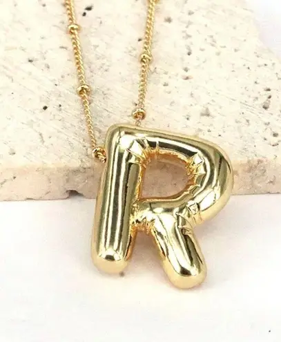 Bubble Balloon Letter R Initial Necklace Gold