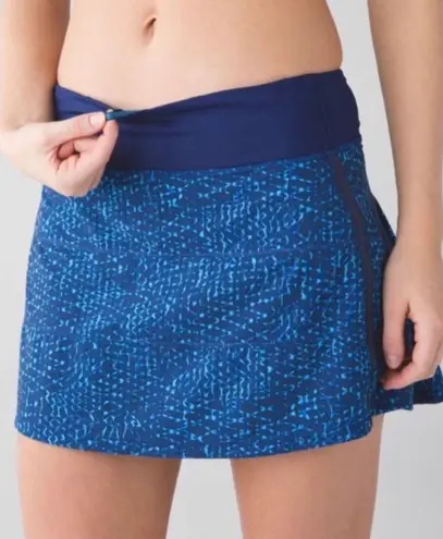 Lululemon Run Pace Rival Skirt in Elegant Samba Snake Kayak Blue Size 4 Reg