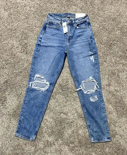 American Eagle Outfitters Mom Jeans