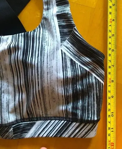 Almondon Abstract Fitness Padded Bra, Black, White, Size S