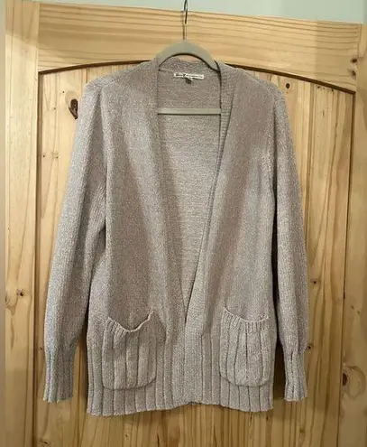 Seven7 cardigan size medium