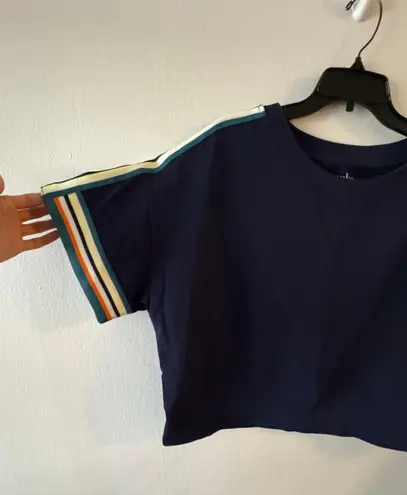 New York And Company SoHo Street Crop Top Large