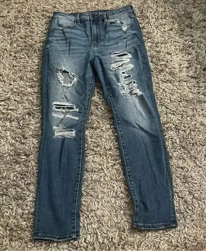 American Eagle  distressed super high rise Jeggings crop jeans size 12