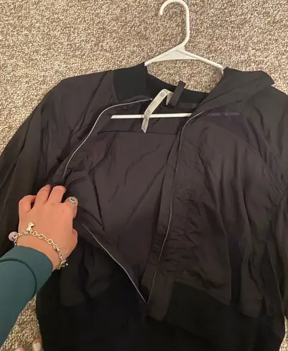 Lululemon Black Windbreaker