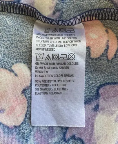 Isaac Mizrahi purple floral short sleeve stretchy top women's size small