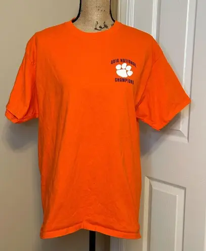 Hanes Clemson Tigers 2016 National Champs  Large Orange Short Sleeve T-Shirt.