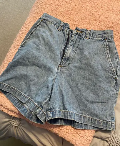 Limited Jeans Highwaisted Denim Shorts