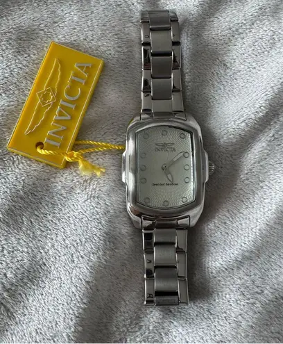 Invicta NWT Women's 15842 Spec. Ed. Lupah Stainless Steel Silver-Tone Dial Watch