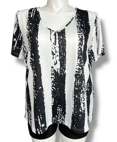 Boutique Womens T Shirt Top Striped V Neck Pullover Lightweight Black White XL