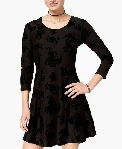 Planet Gold JUNIORS FLOCKED FIT FLARE DRESS BLACK