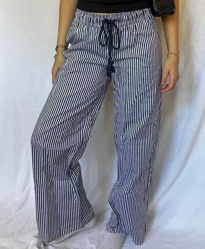 Edikted BRAND NEW WITH TAGS  stripped pinstripe linen esqe pants  seaside striped pants