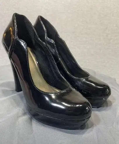 Women's Its Ok Black Patent Leather Platform Heels Size 6