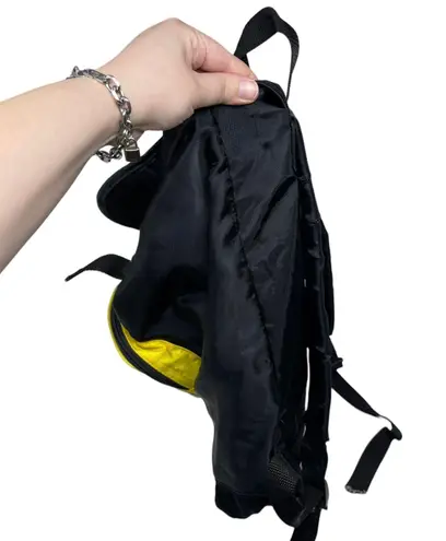 Looney Tunes Vintage 1999 Tweety Bird Warner Brothers Drawstring Backpack