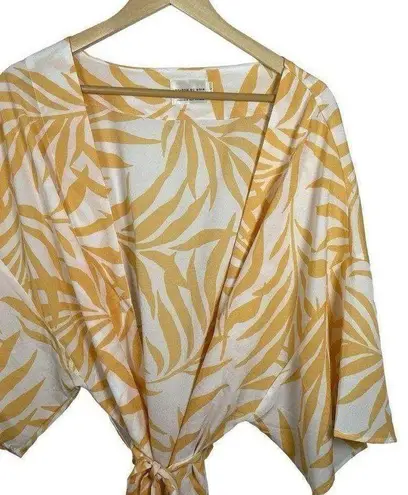 NWOT Maison Du Soir Magnolia Luxe Palm Kimono Robe in Orange/White Size M/L Orange