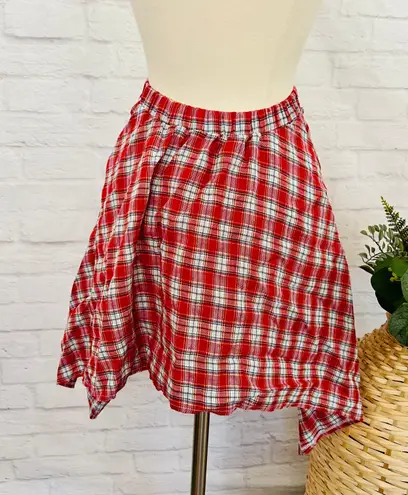 Boutique Plaid Hanky Hem Skirt