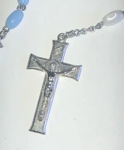 Vintage Blue  & White Silver Tone Religious Crucifix Catholic Rosary Necklace