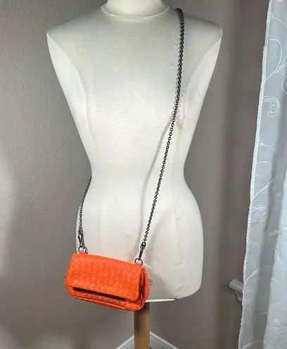 Bottega Veneta Expandable Chain Crossbody Bag Intrecciato Nappa Small Orange